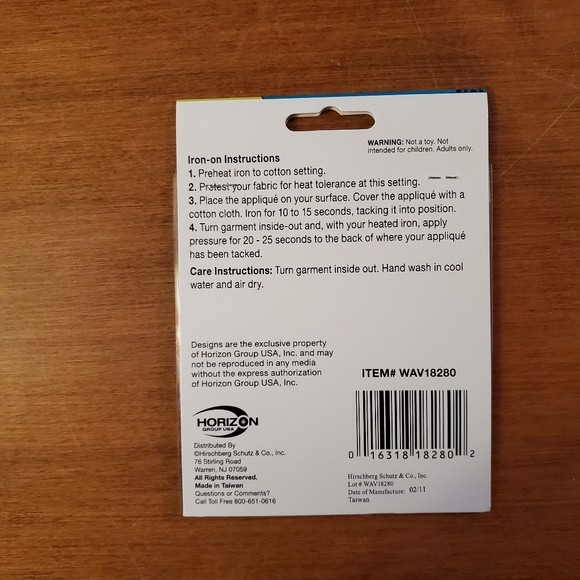 5/$20 NWT Next Style Value Pack Iron On Peace Signs - Picture 4 of 6